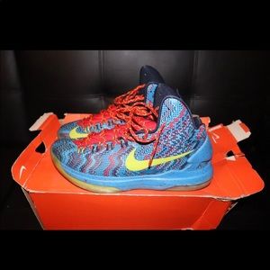Kd 5 Christmas size 11.